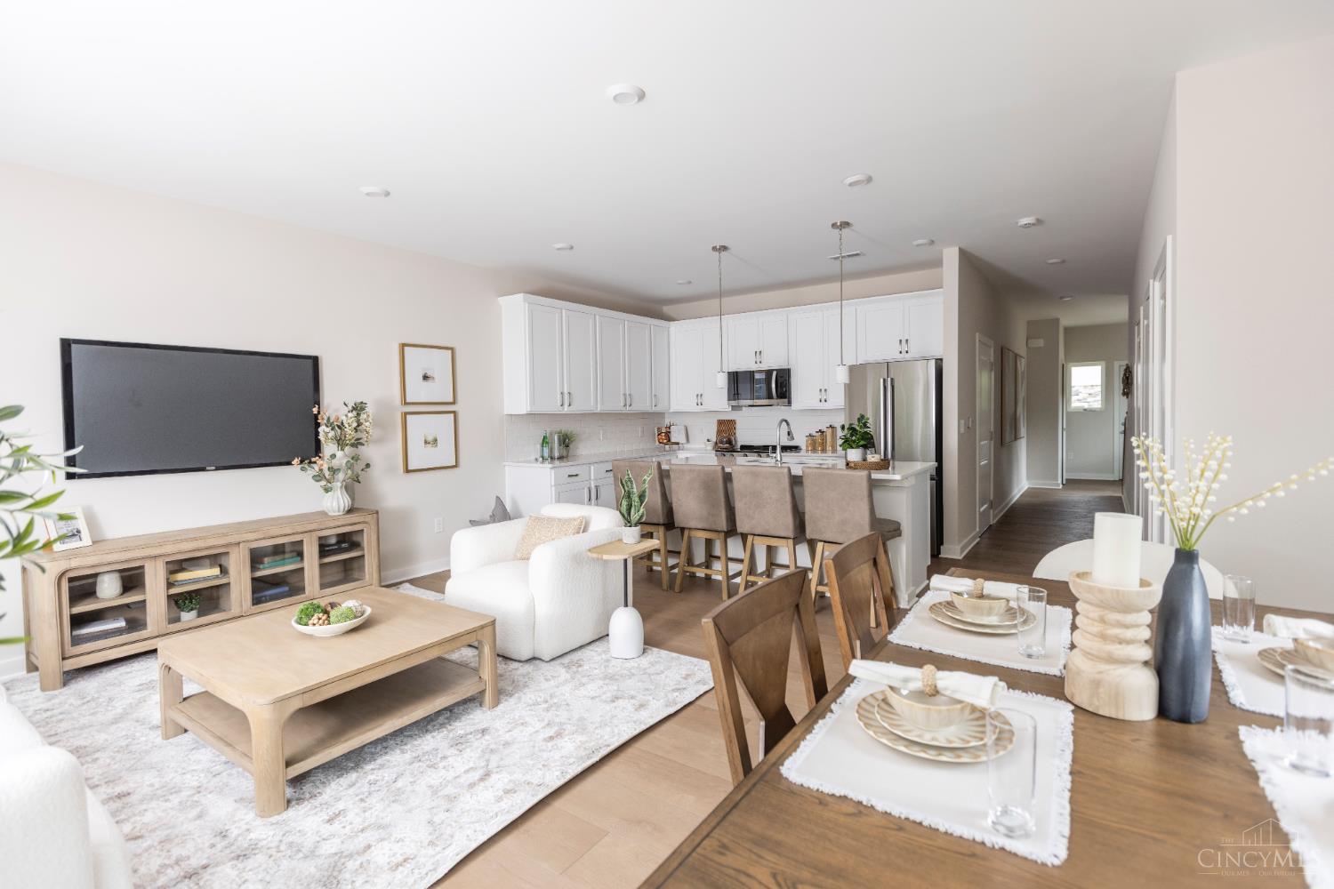 8389 Anderson Grove