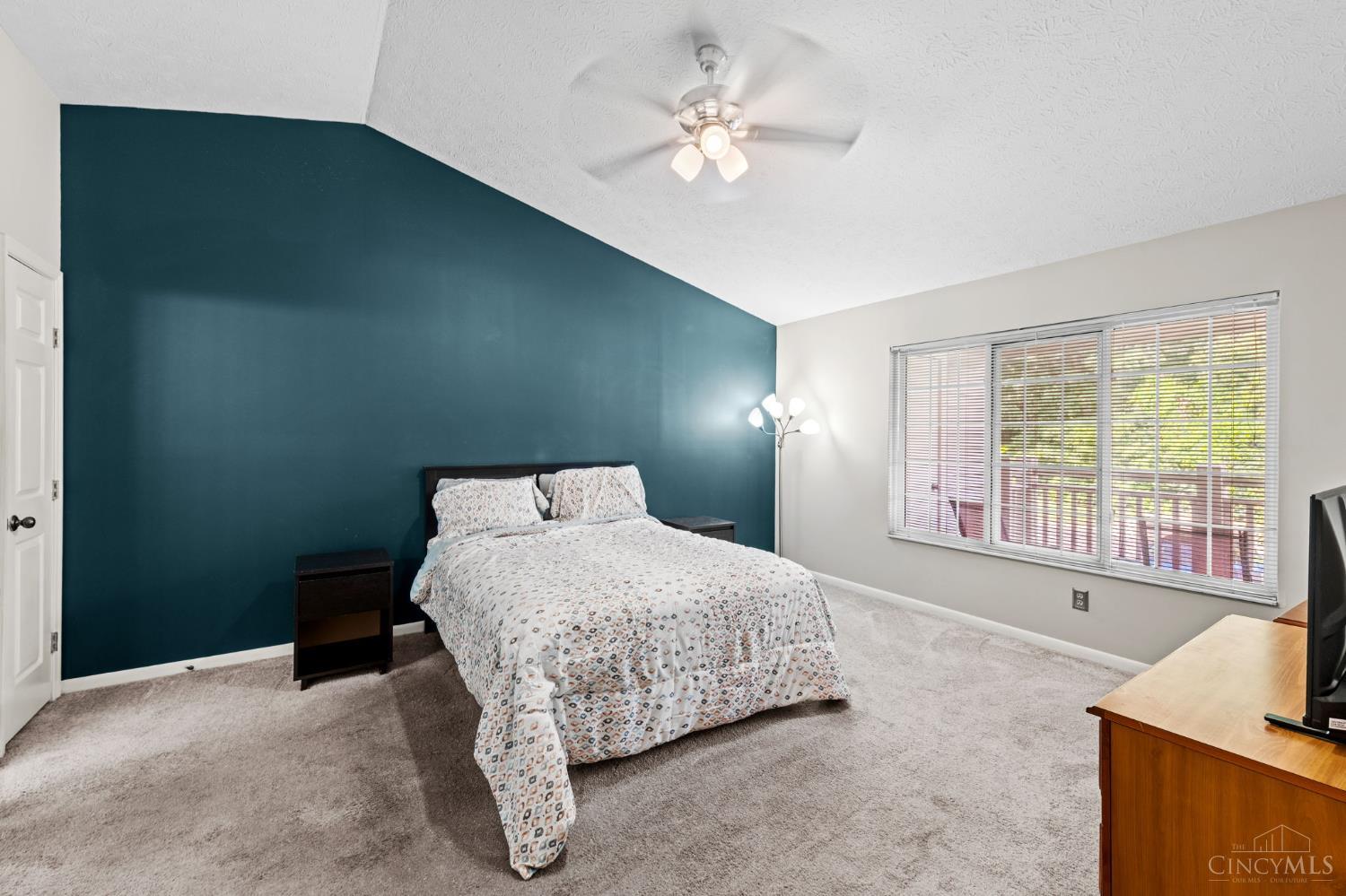 9860 Regatta Drive 305