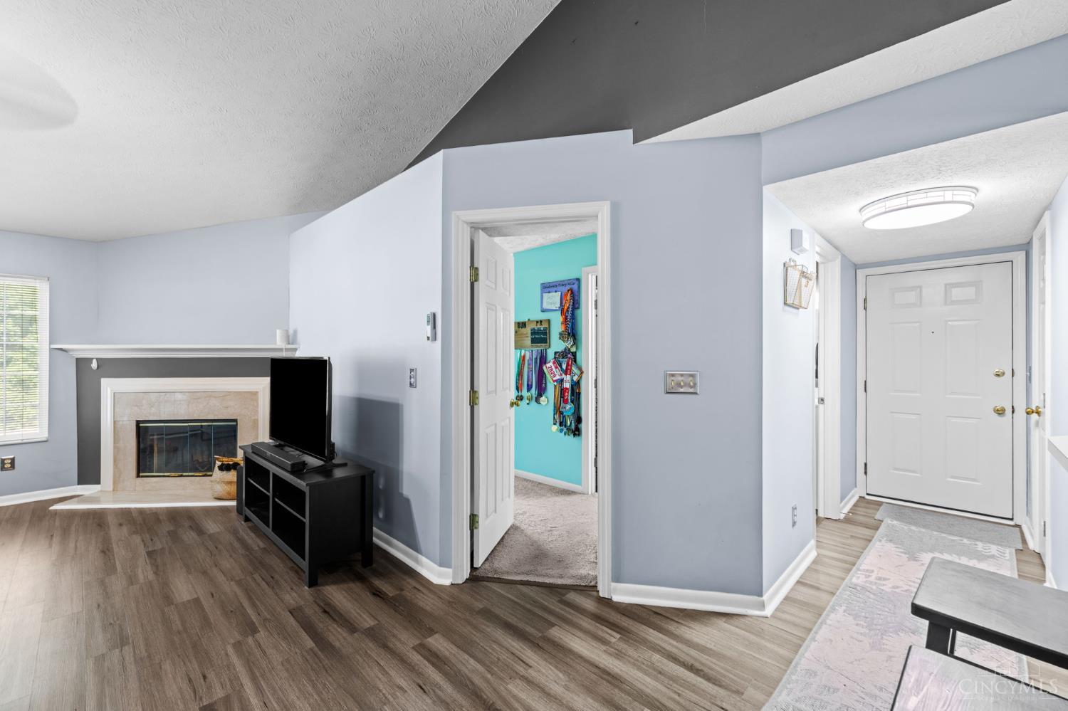 9860 Regatta Drive 305