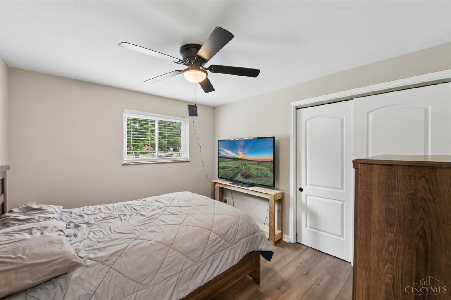 3393 Bellehaven Court