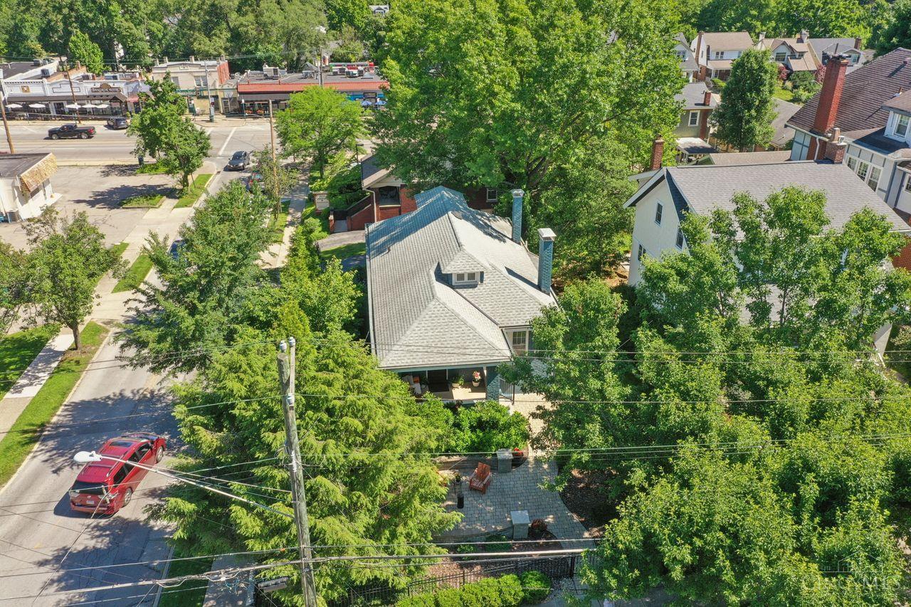 3520 Pape Avenue