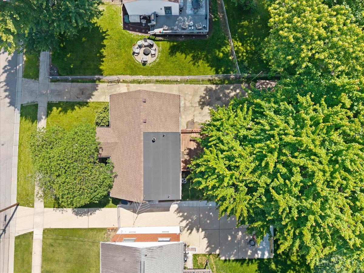 5455 Hyacinth Terrace