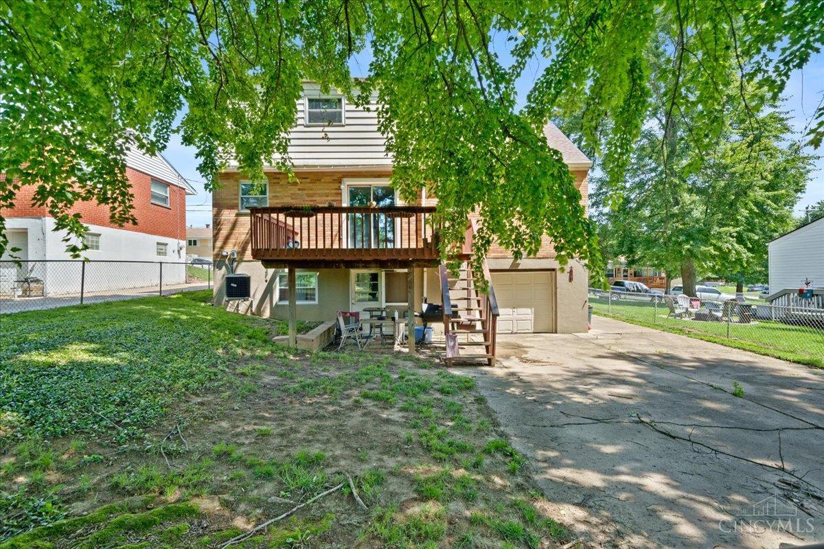 5455 Hyacinth Terrace