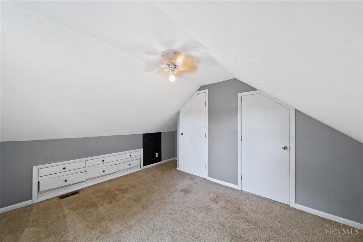5455 Hyacinth Terrace