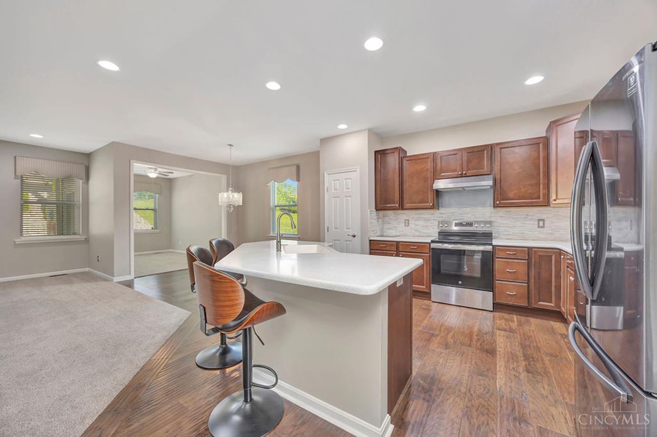 10125 Arnold Drive
