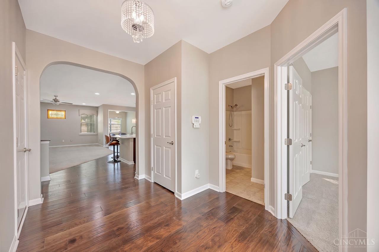 10125 Arnold Drive