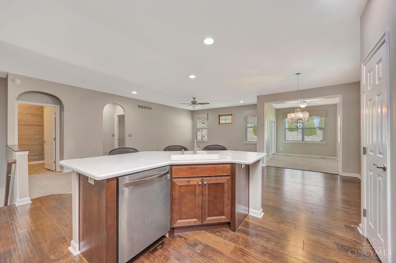 10125 Arnold Drive