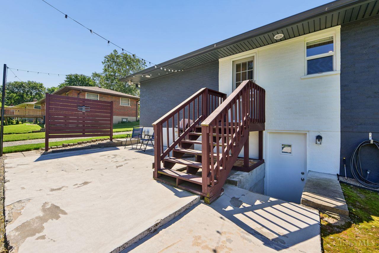 6056 Bardean Drive