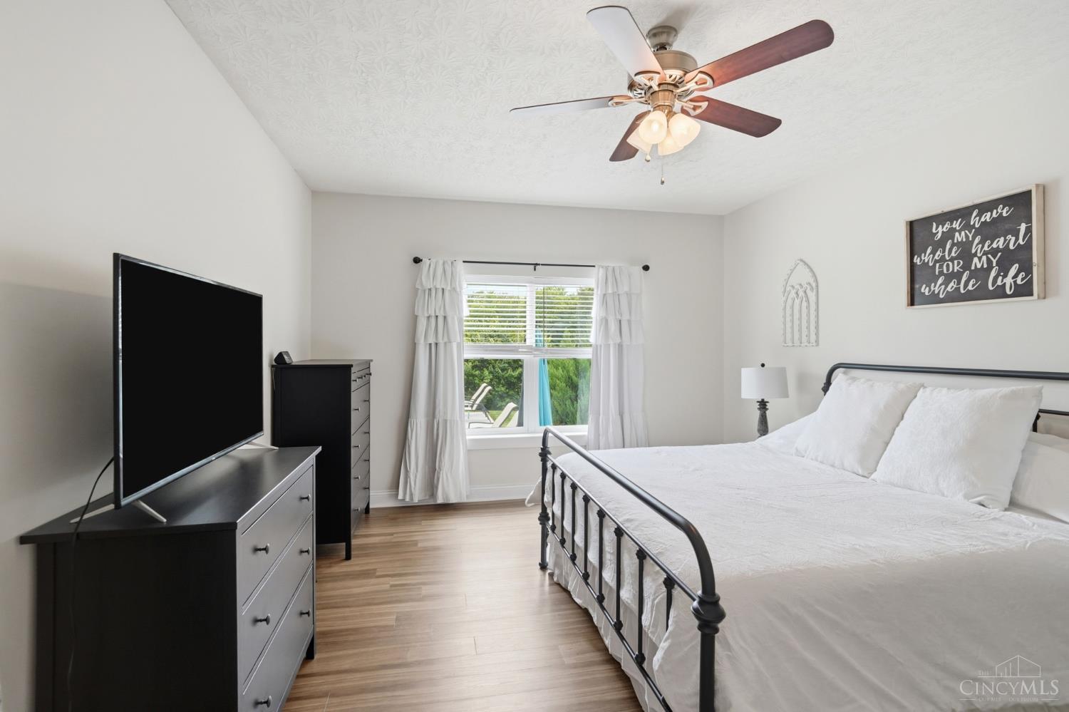 8007 Acorn Trail
