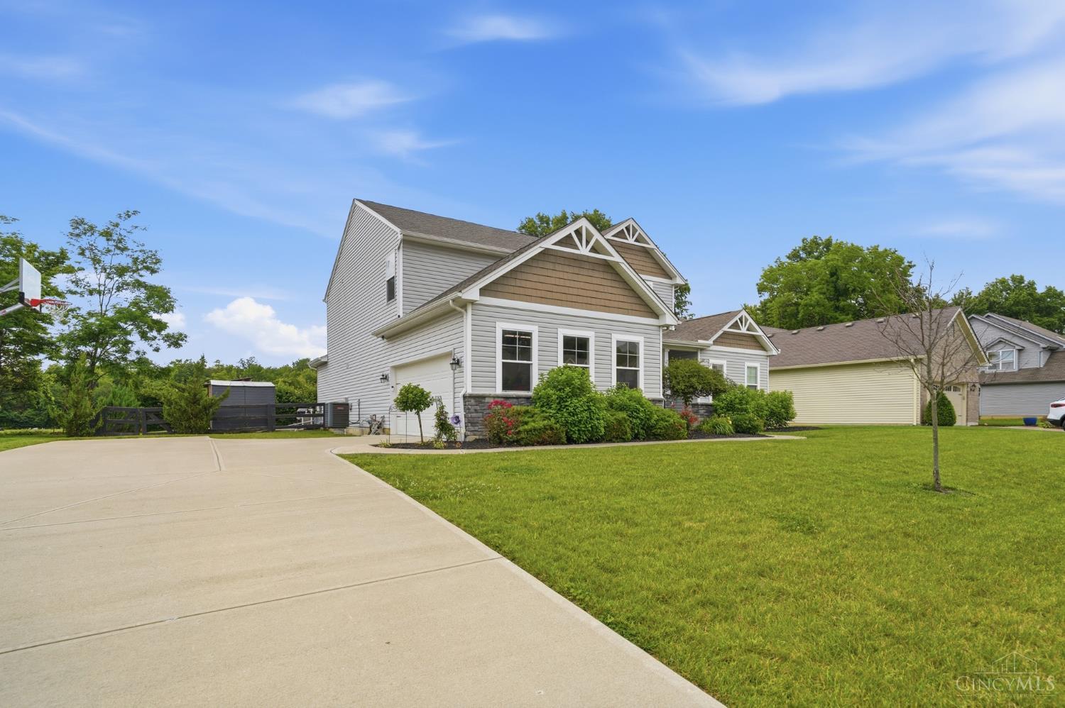 8007 Acorn Trail