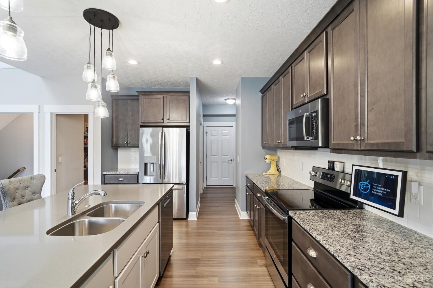 8007 Acorn Trail