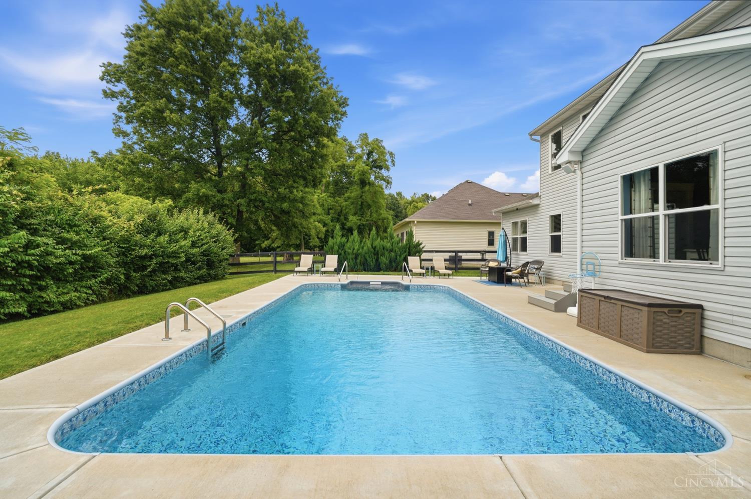 8007 Acorn Trail