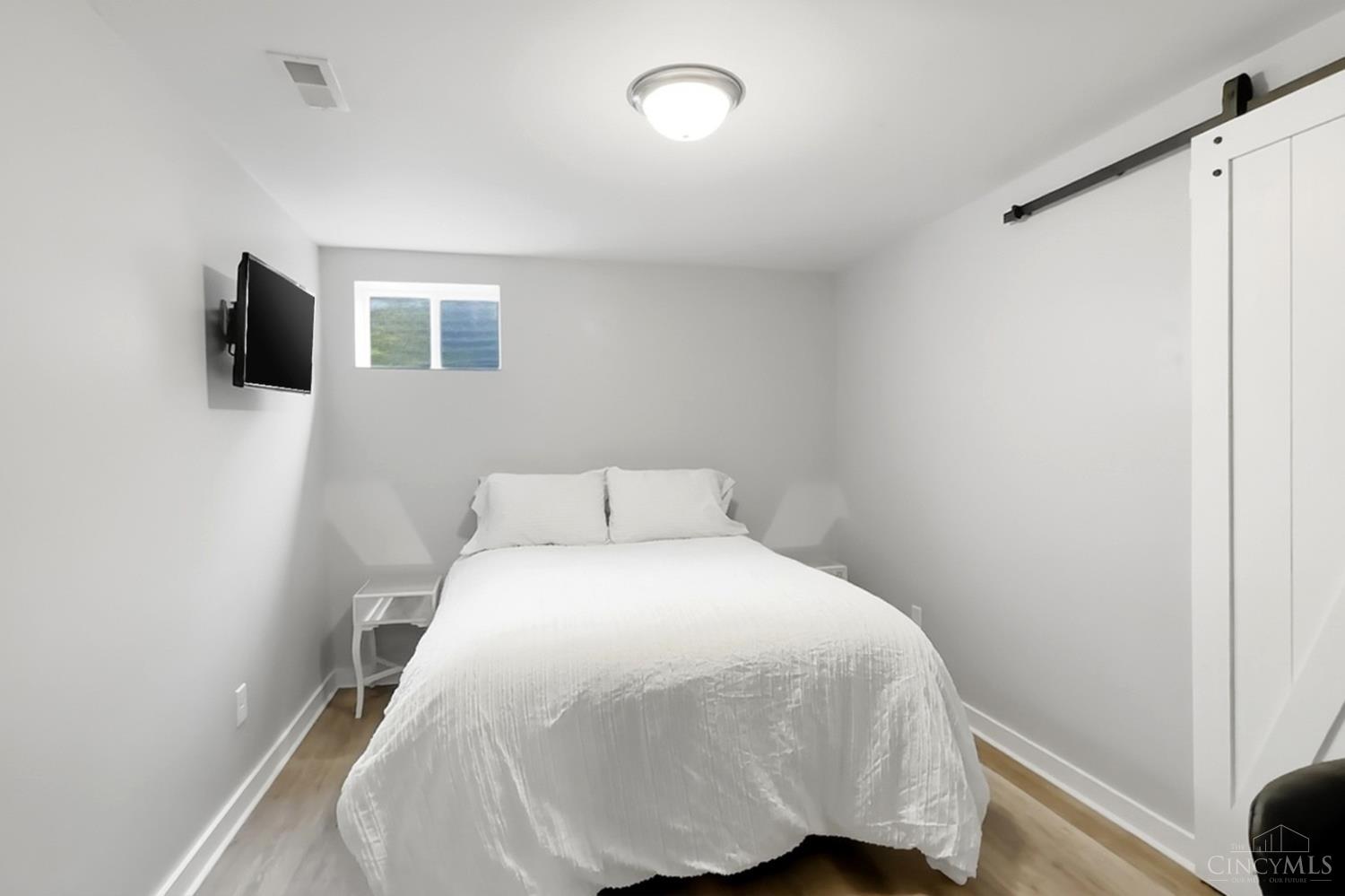 8007 Acorn Trail