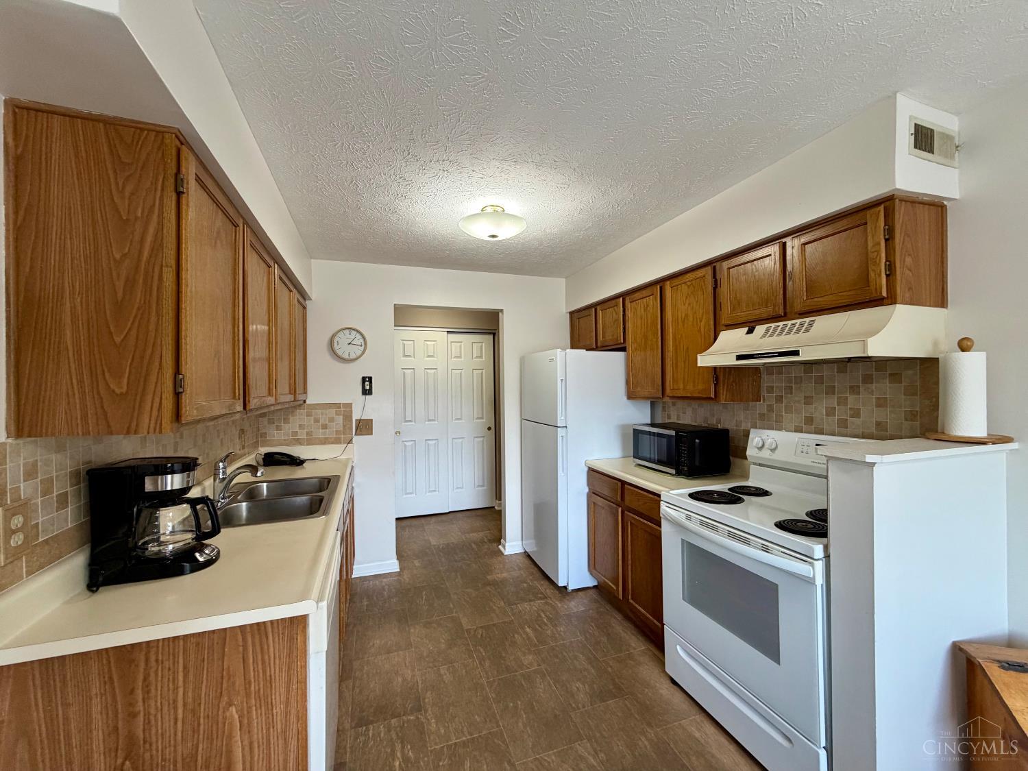 1572 Gelhot Drive 121