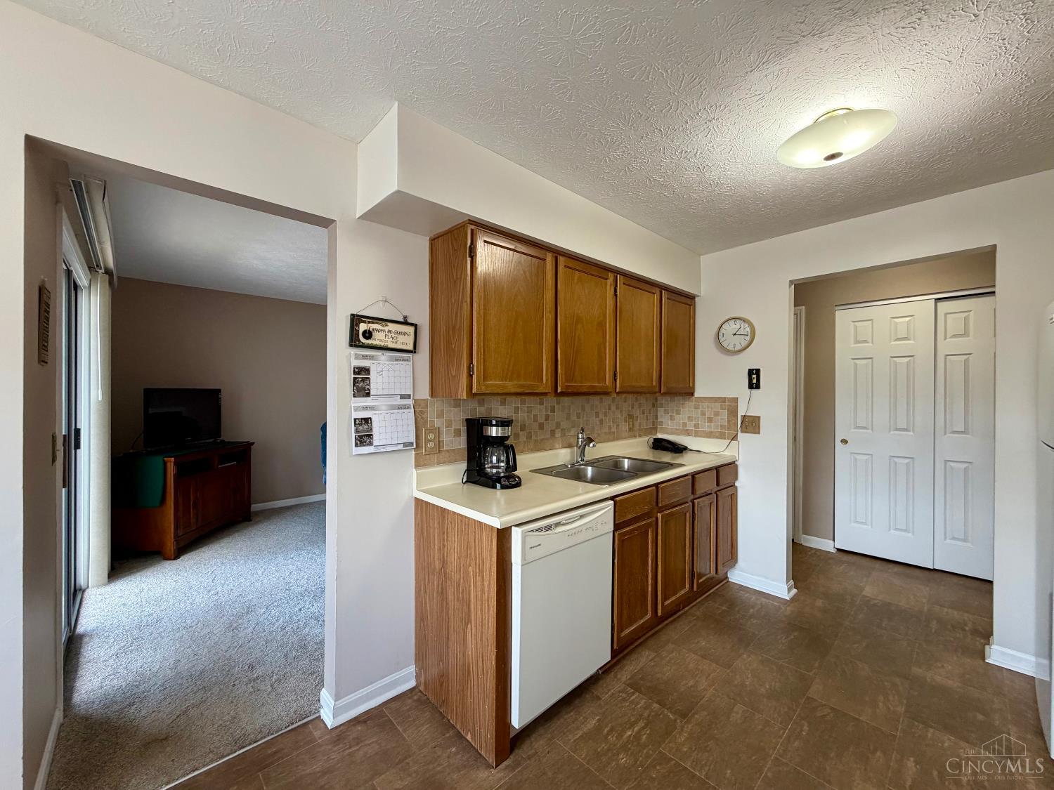 1572 Gelhot Drive 121