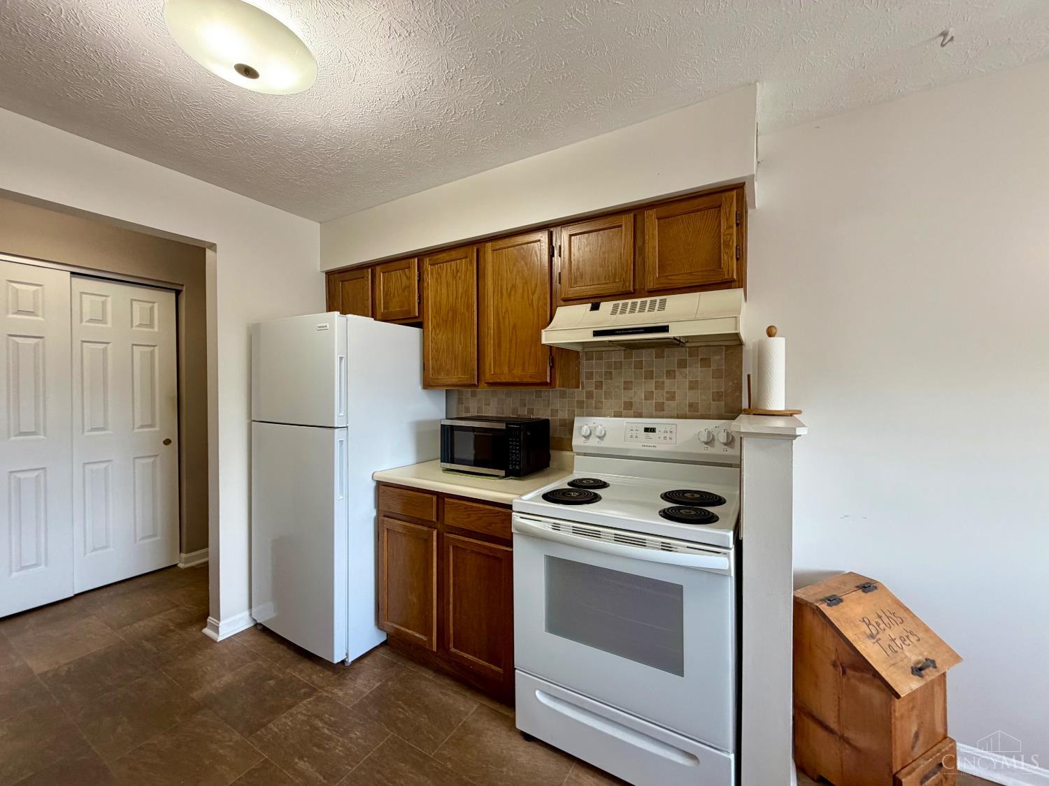 1572 Gelhot Drive 121