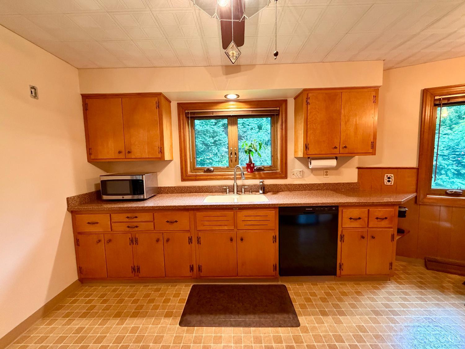 5575 Edger Drive