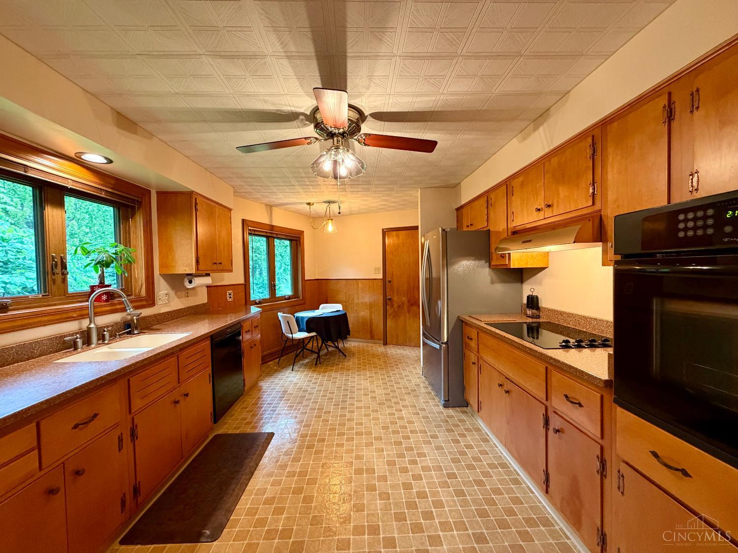 5575 Edger Drive