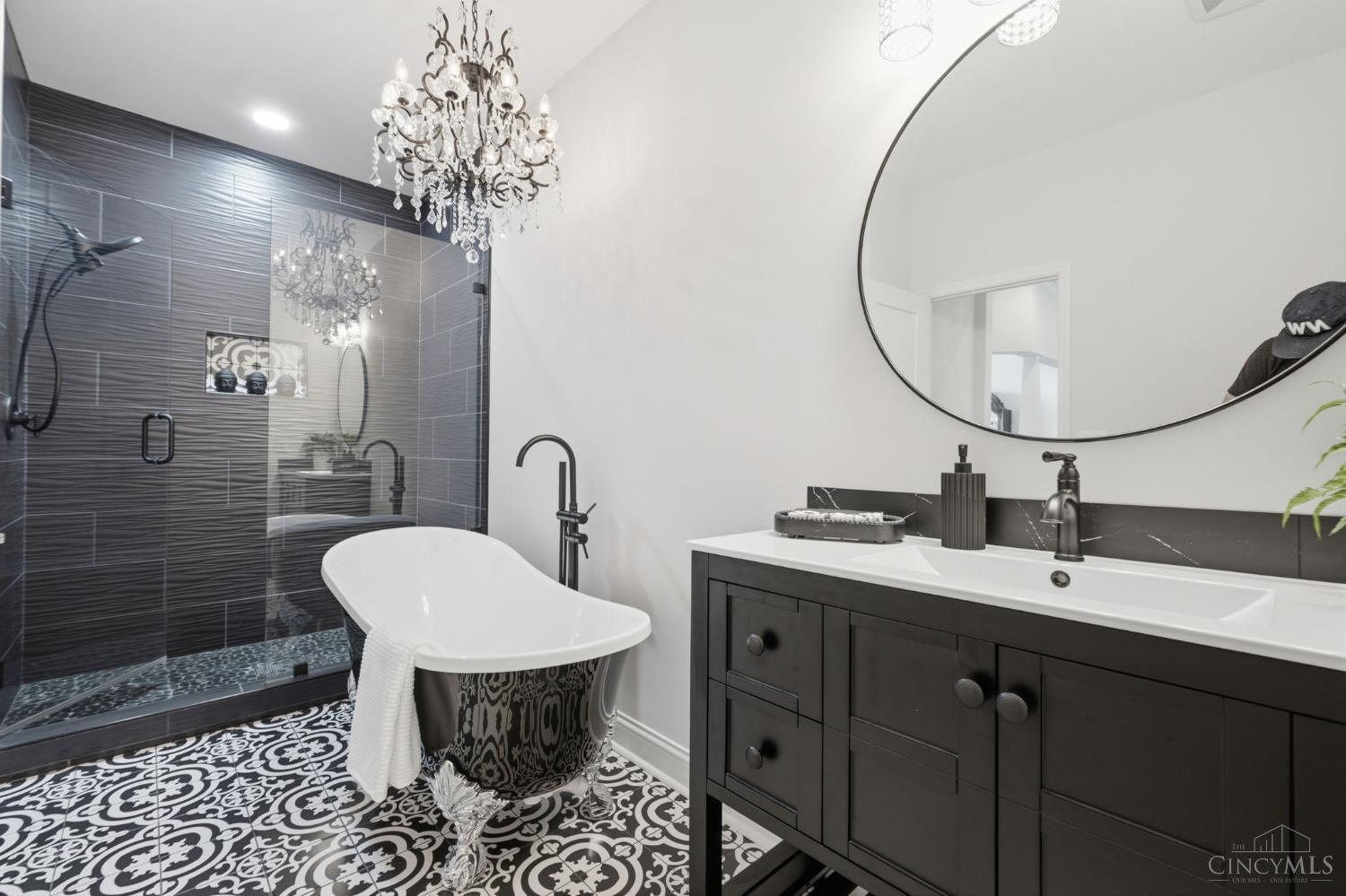 6908 Mary Joy Cove