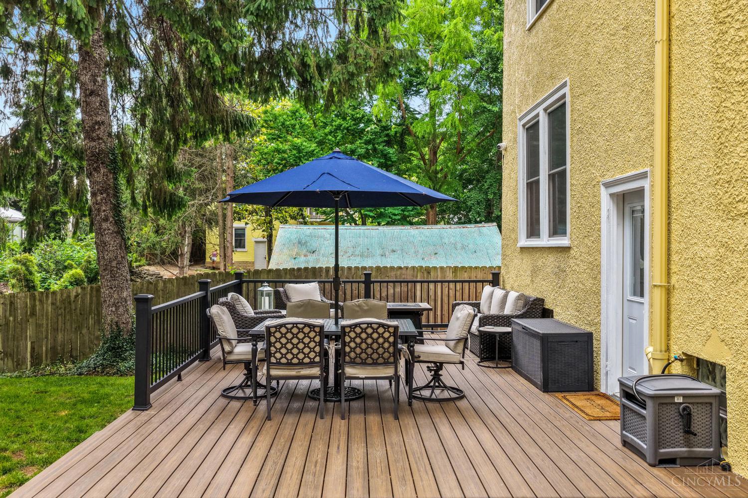3449 Berry Avenue