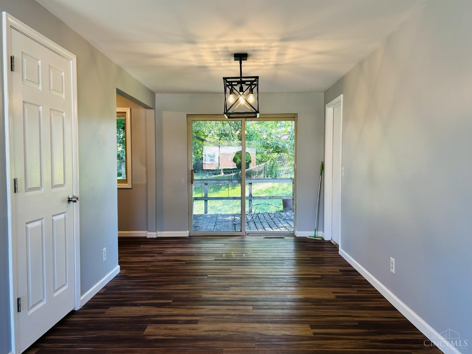 5419 Lariat Drive