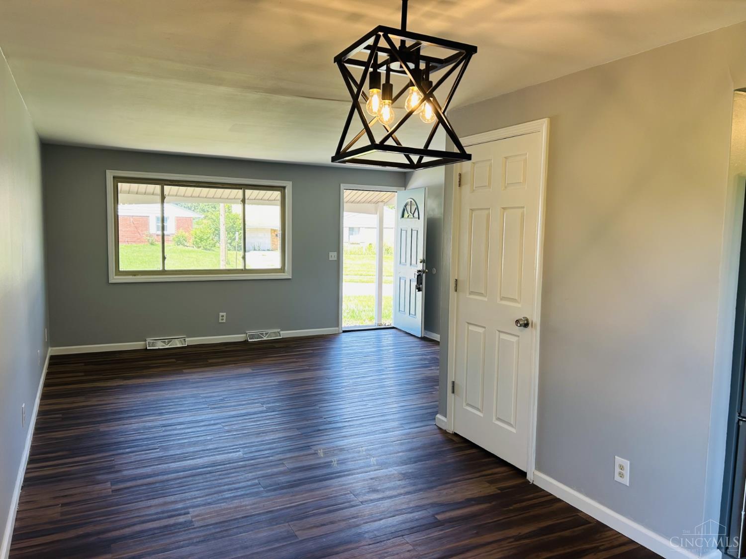 5419 Lariat Drive