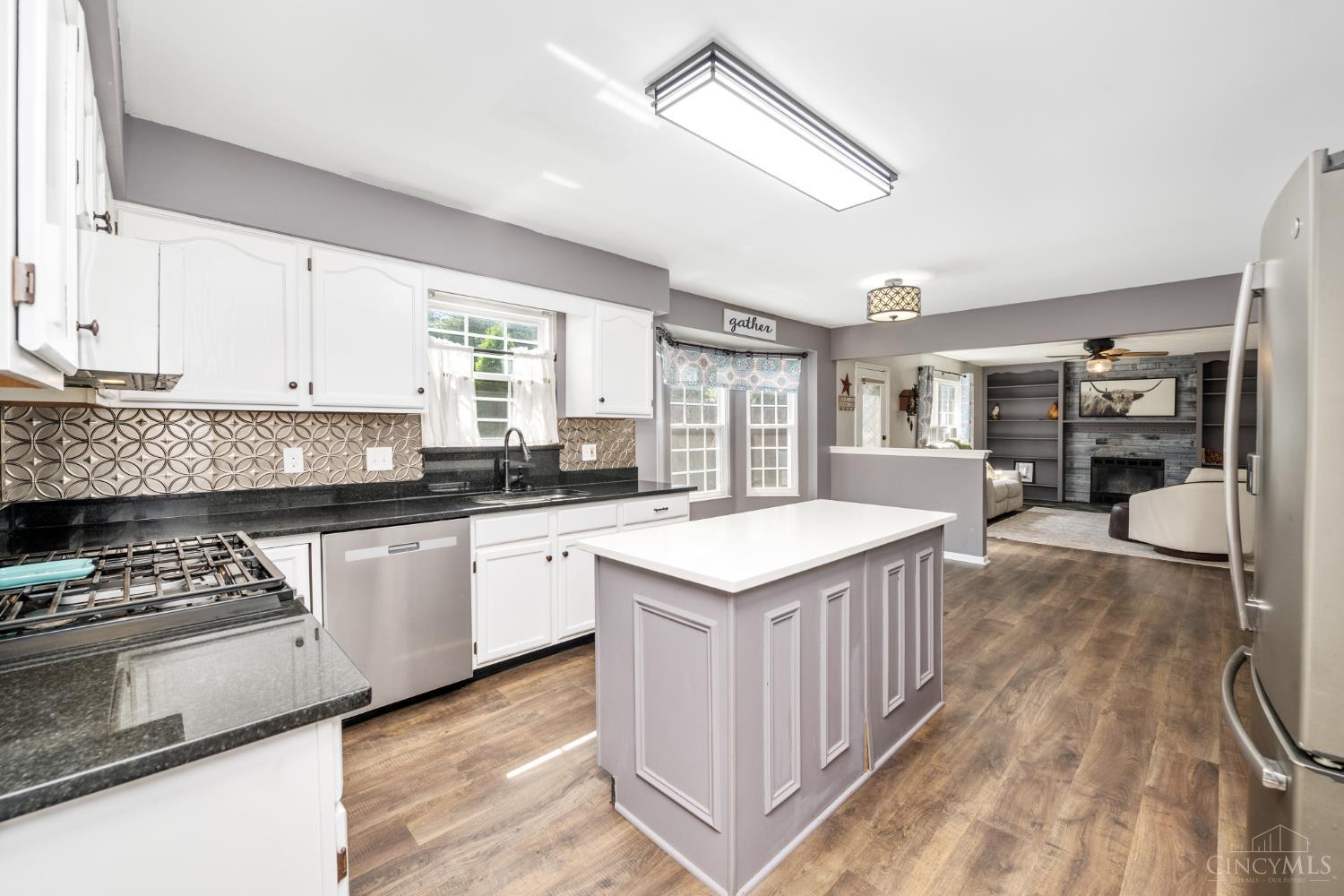 943 Saffron Lane