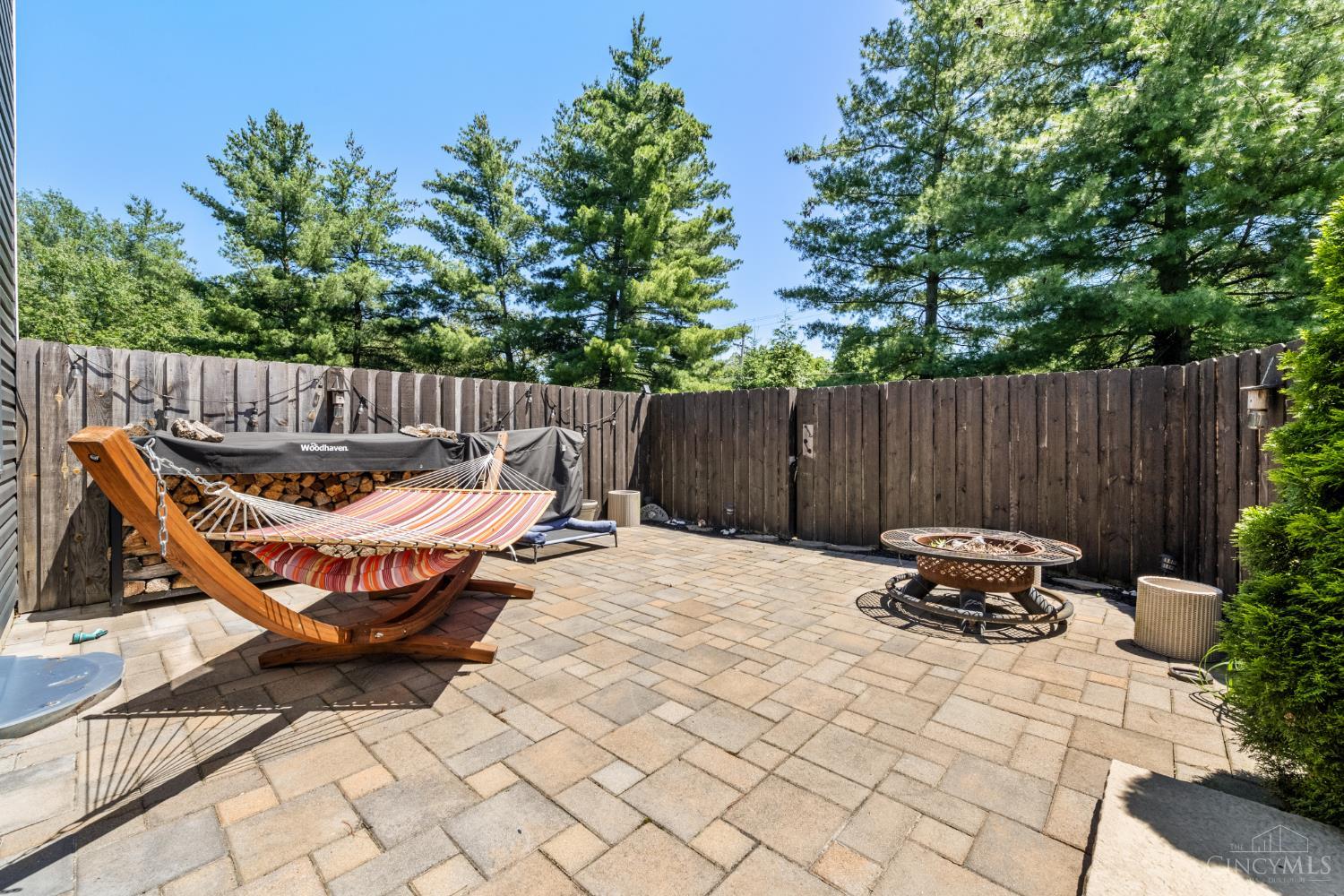 943 Saffron Lane