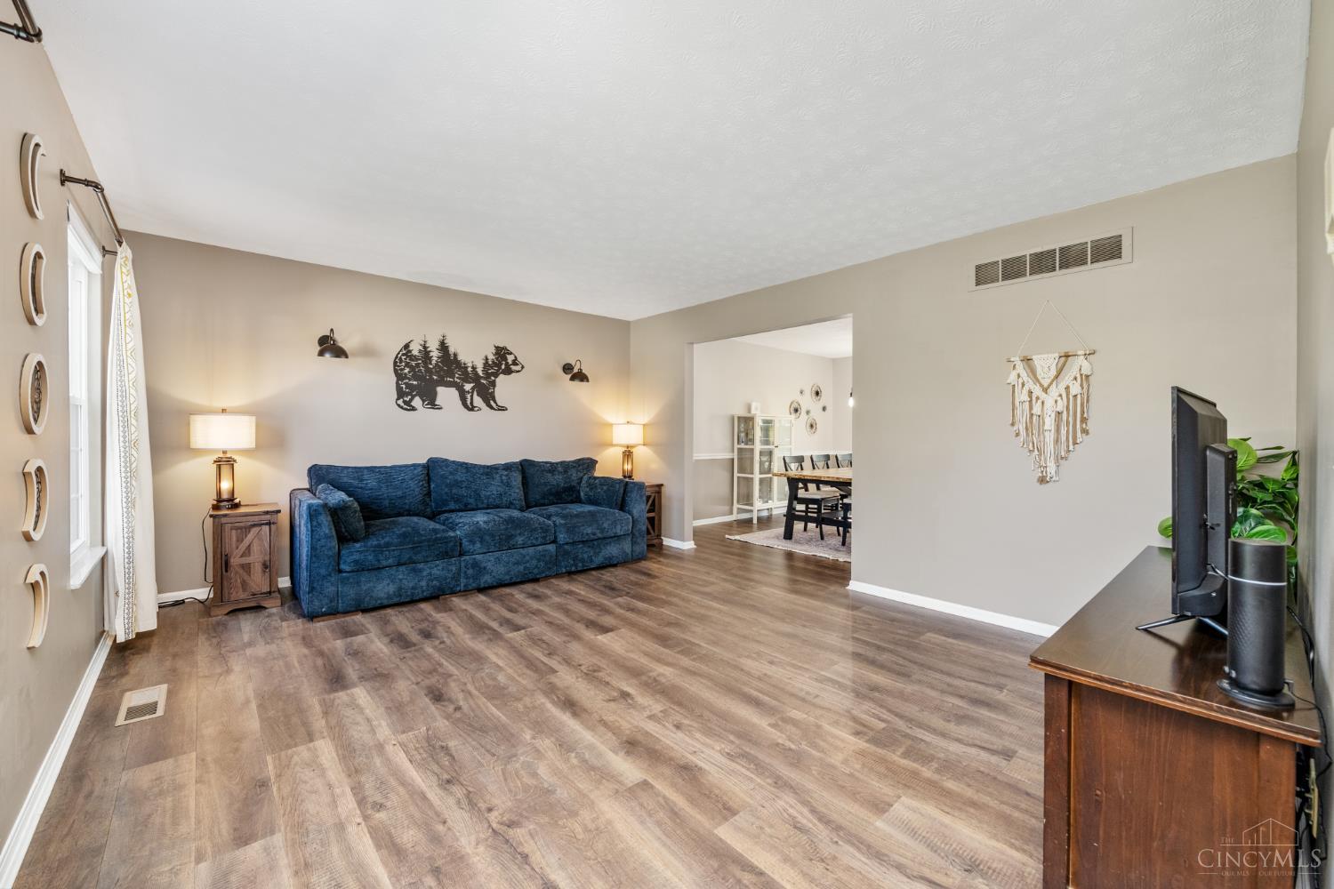 943 Saffron Lane