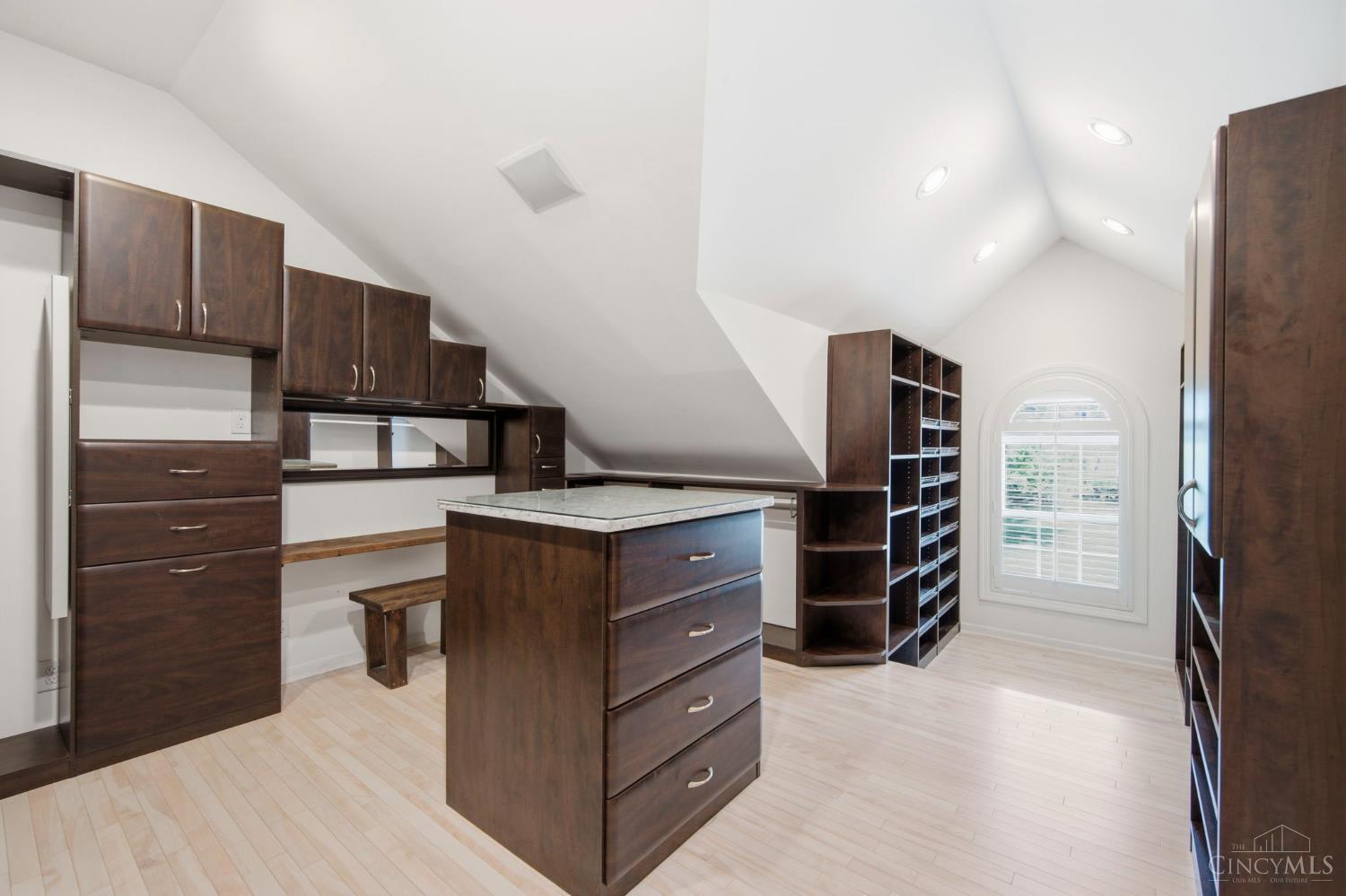 8663 Rupp Farm Drive