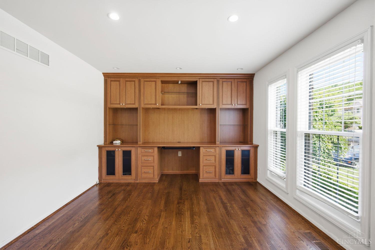 8663 Rupp Farm Drive
