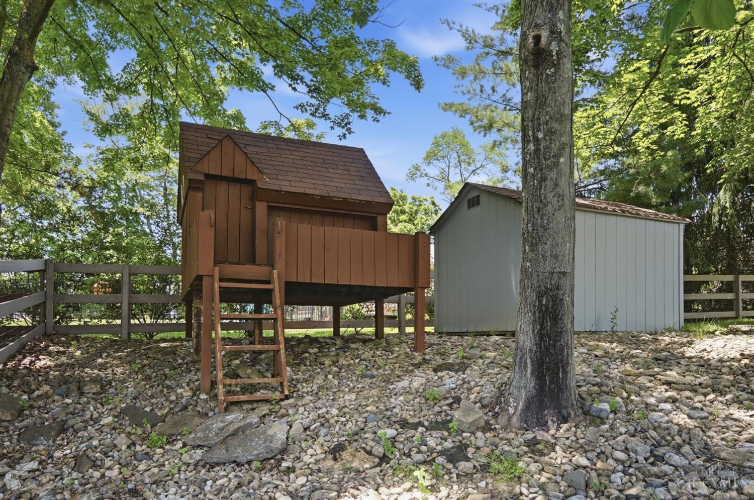 5629 Bluepine Drive