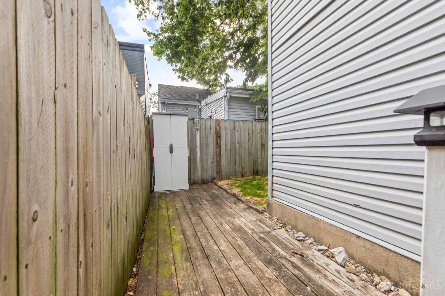 4237 Mad Anthony Street