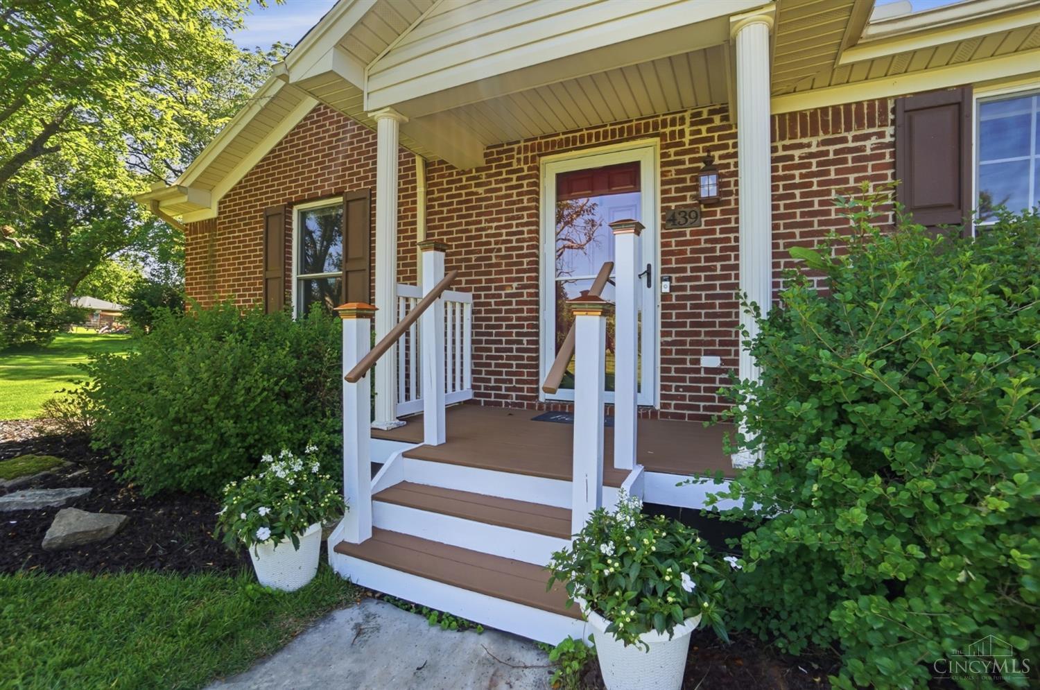 439 Ken Rob Street