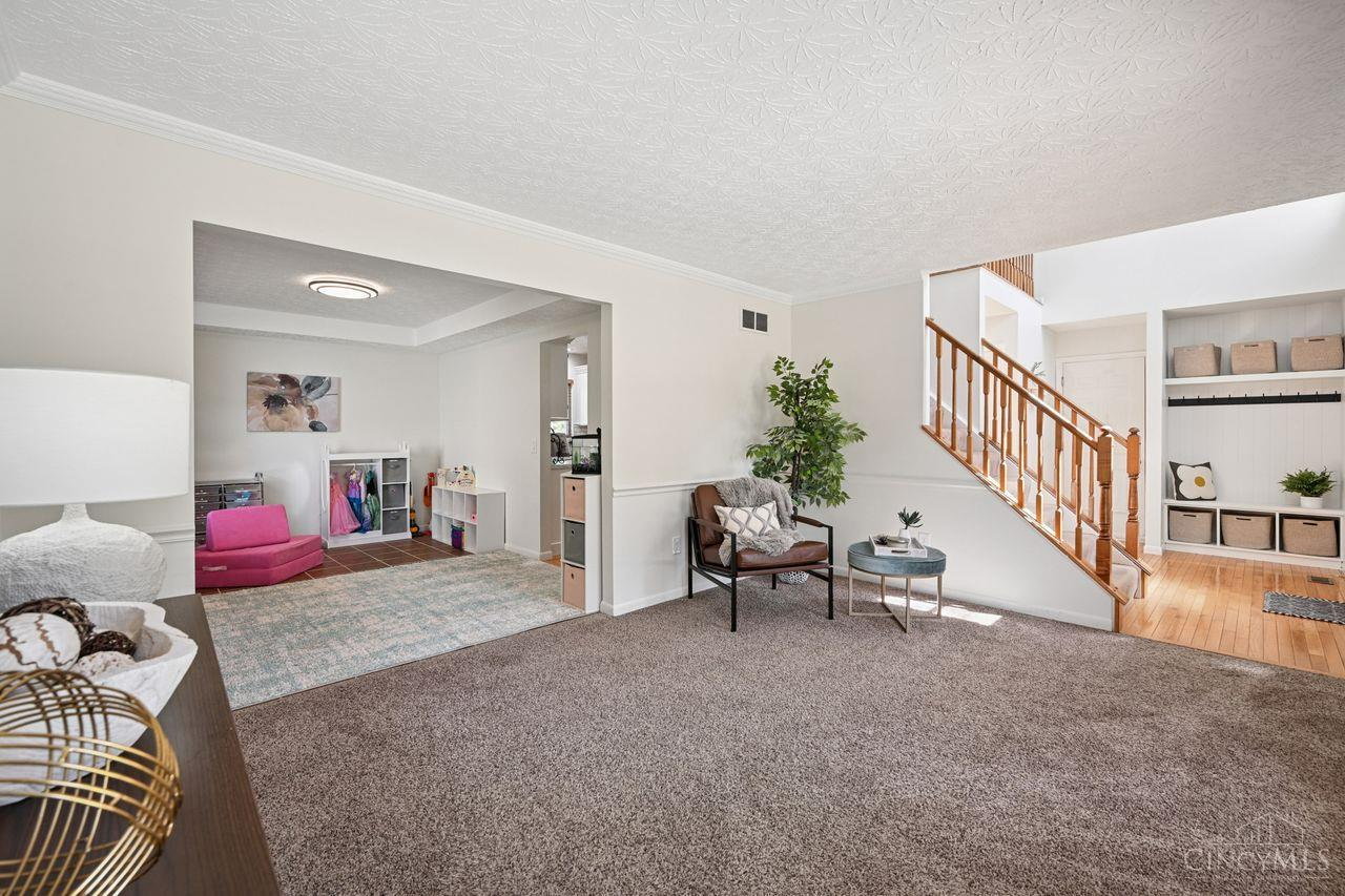 6590 Waverly Park