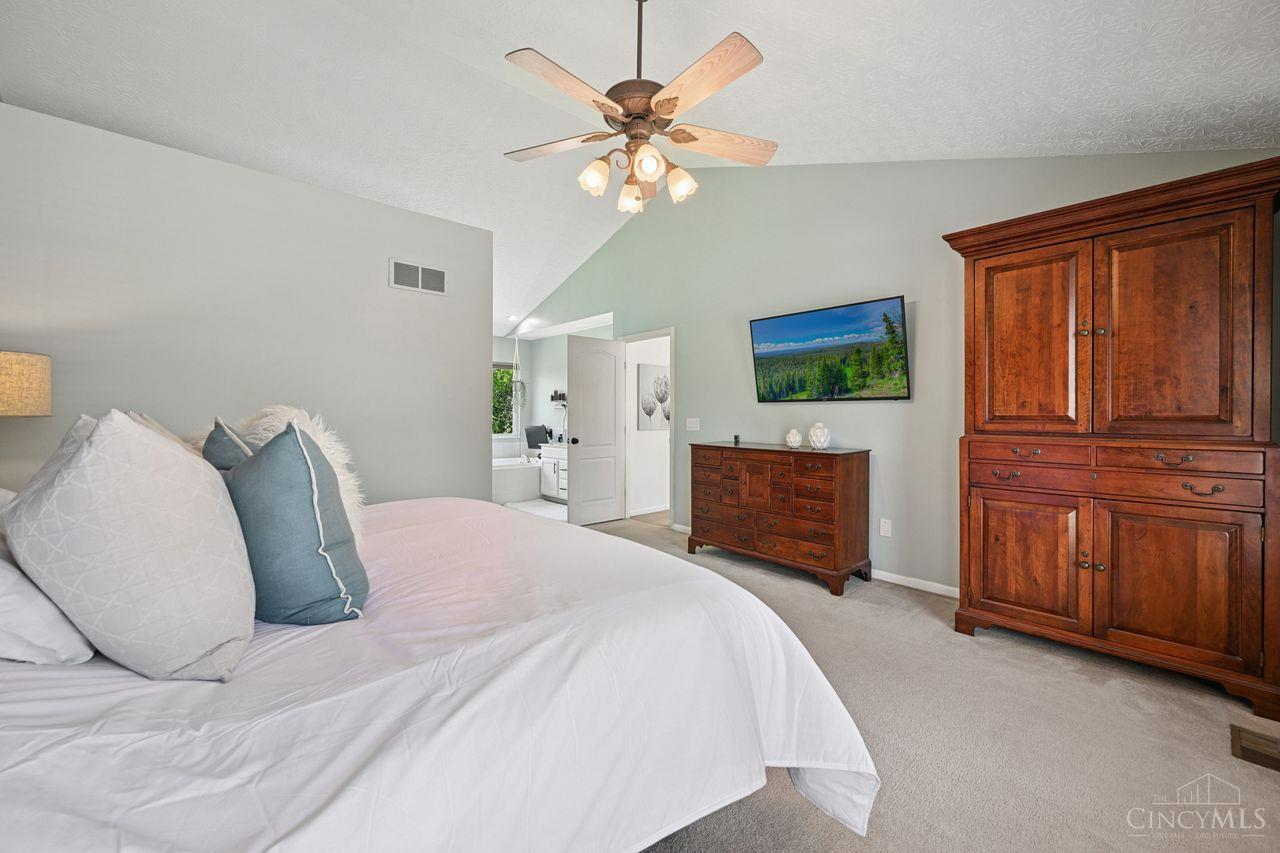 6590 Waverly Park