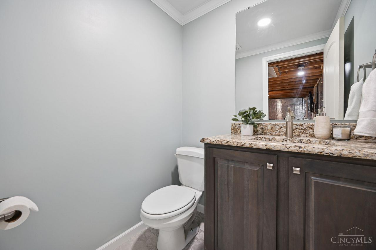 6590 Waverly Park