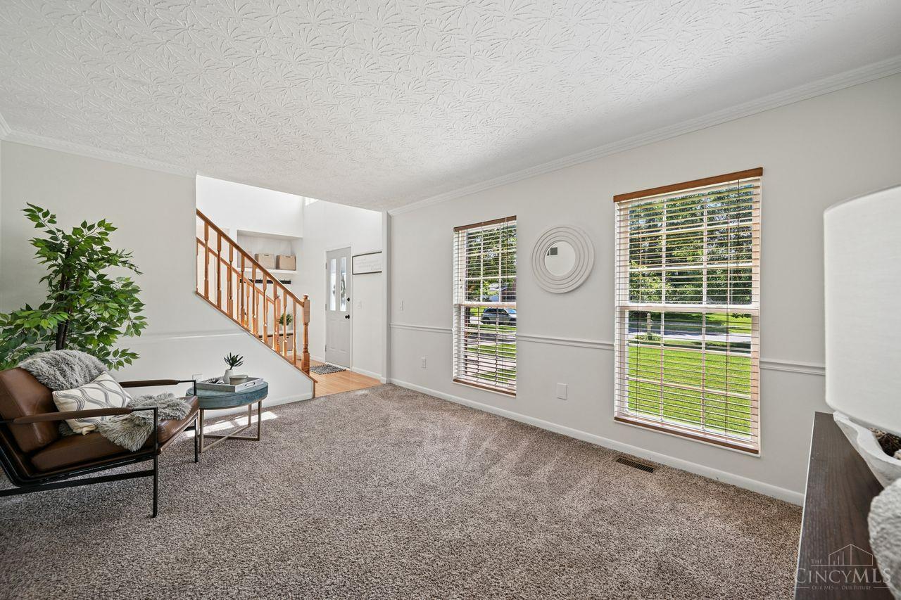 6590 Waverly Park