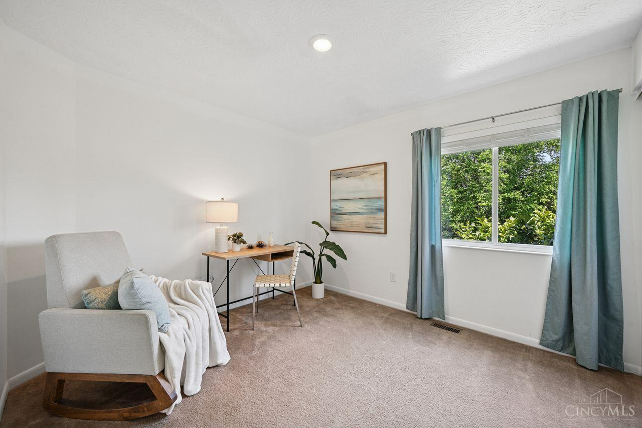 6590 Waverly Park