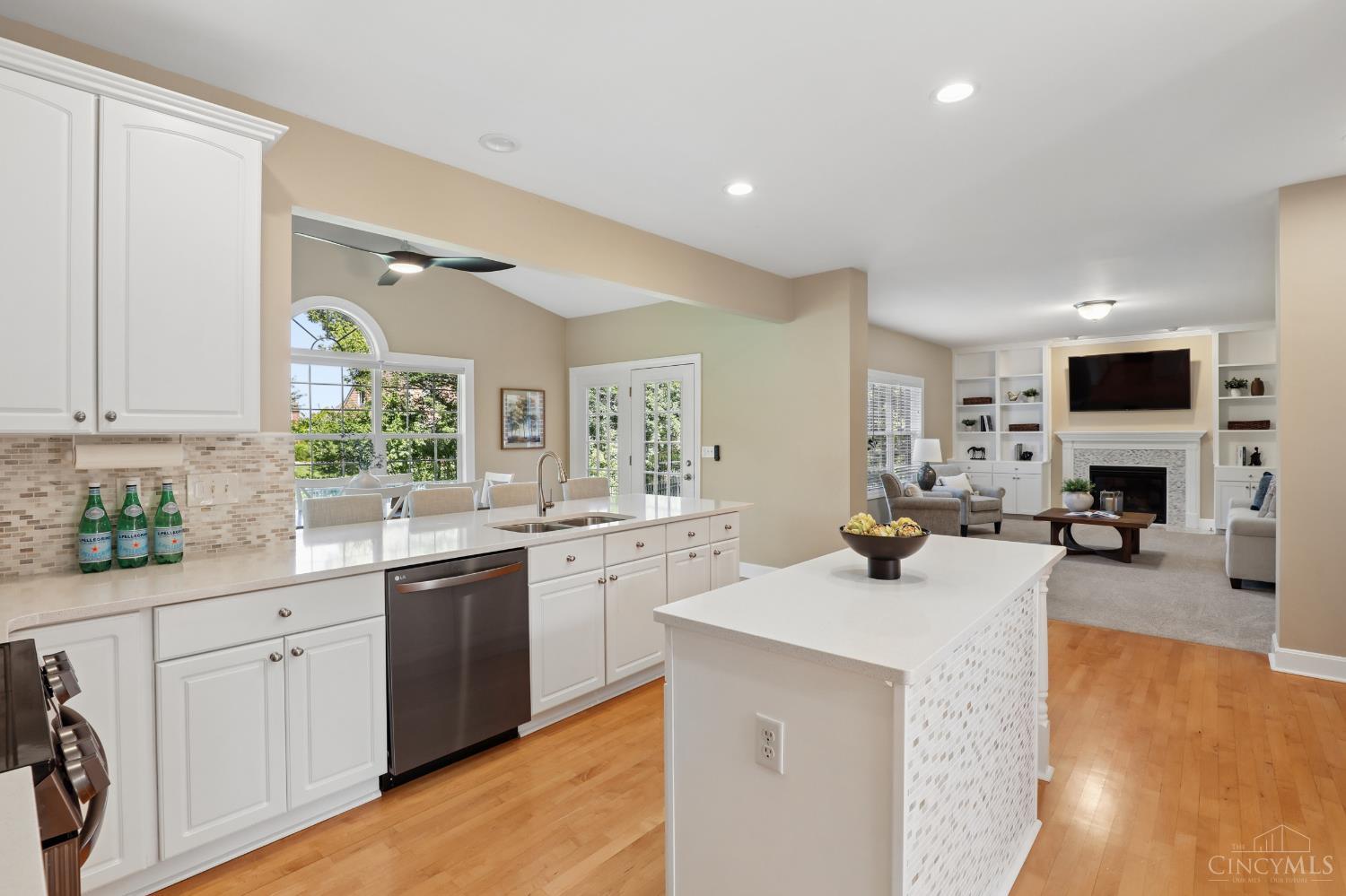7665 Hunt Club Drive