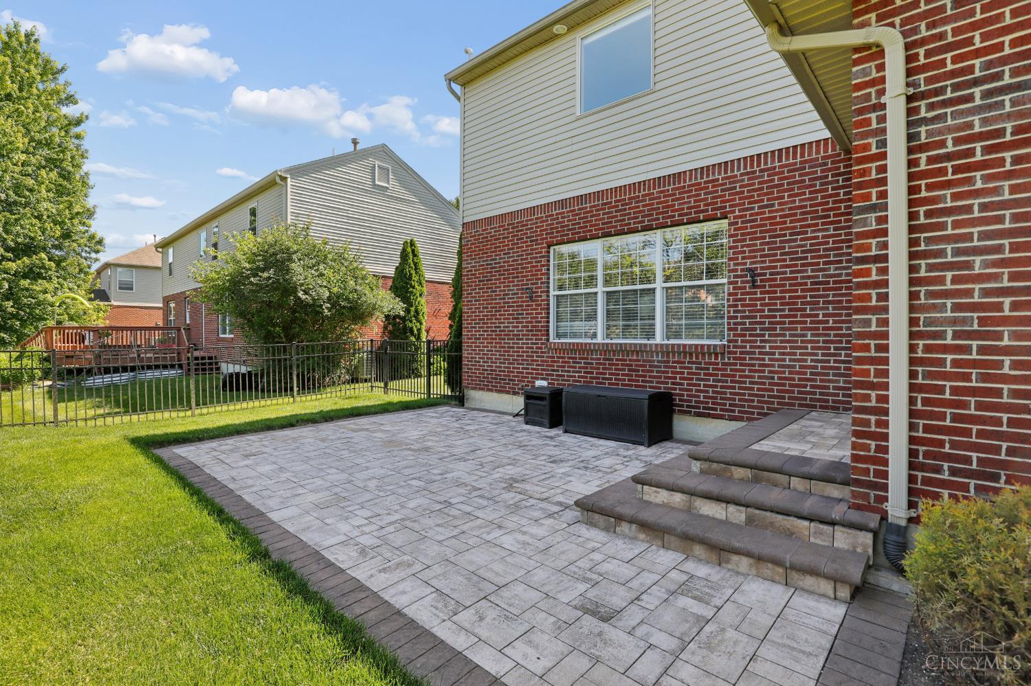 7665 Hunt Club Drive