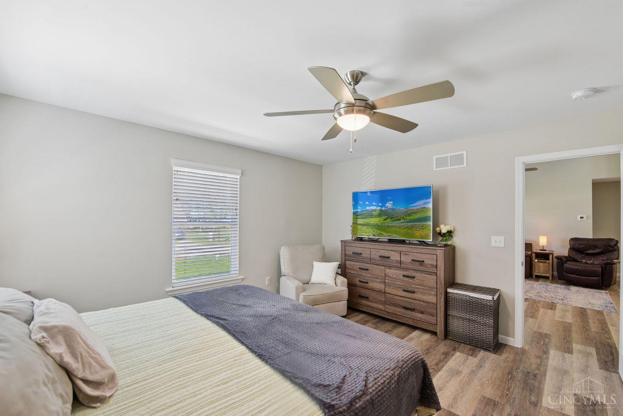 1249 Traction Road