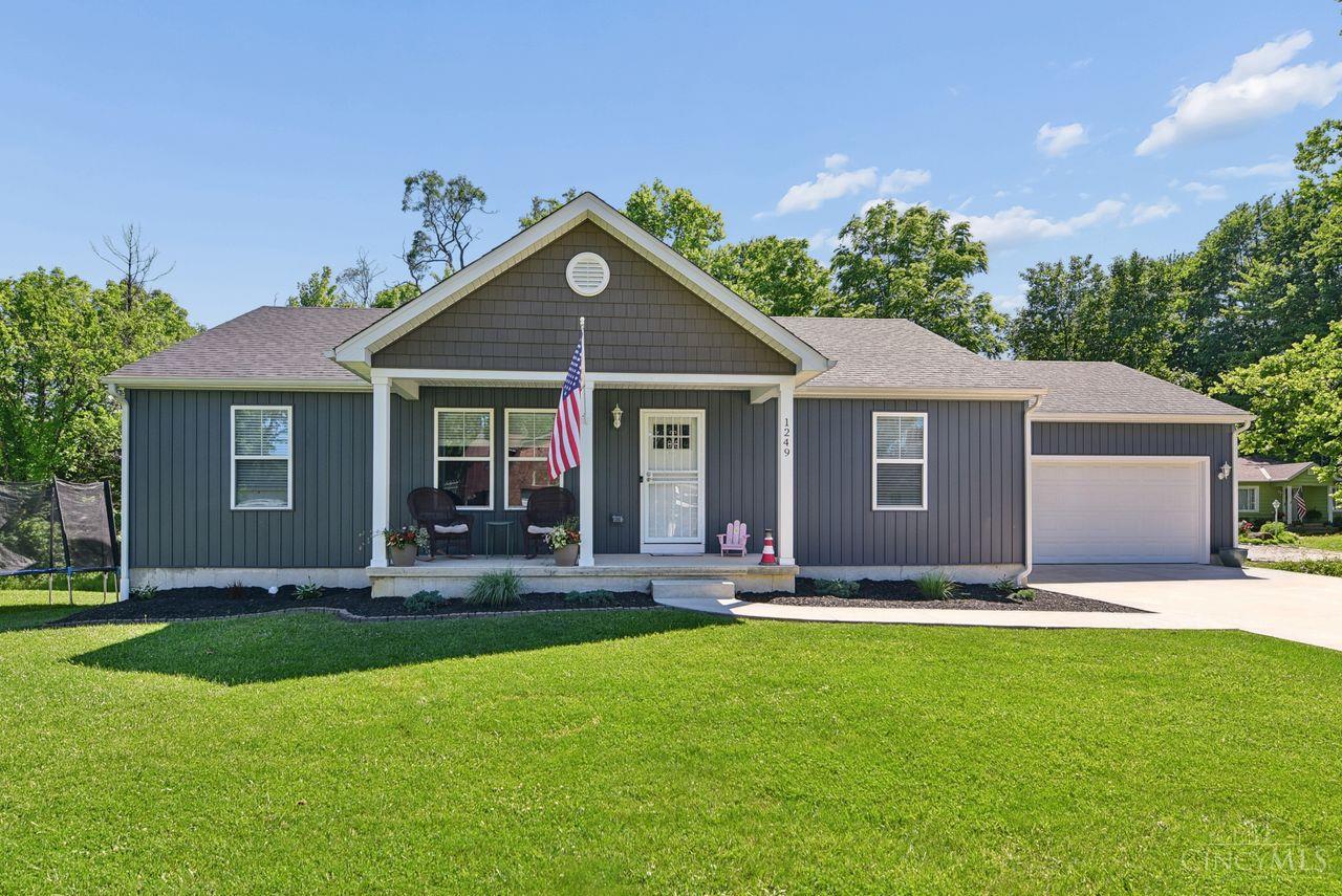 1249 Traction Road