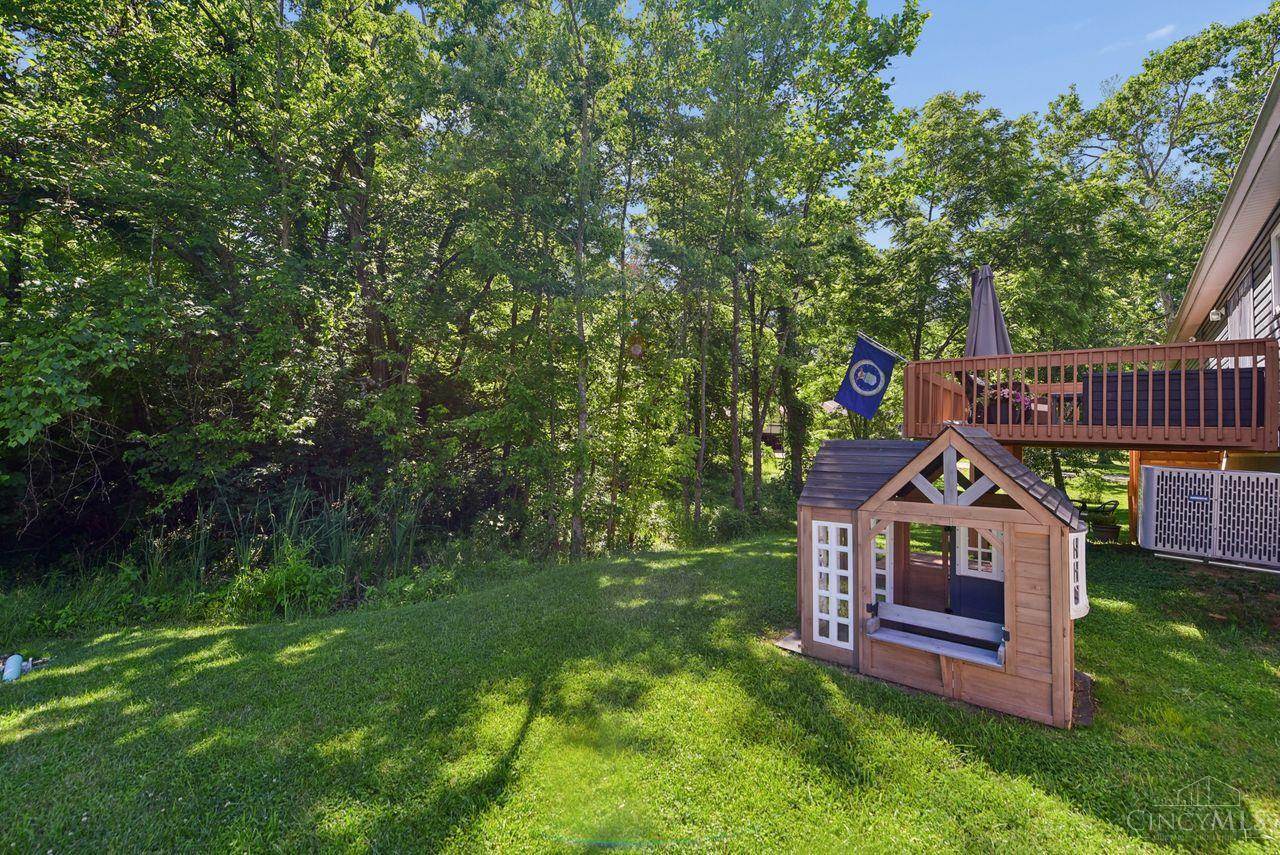 1249 Traction Road
