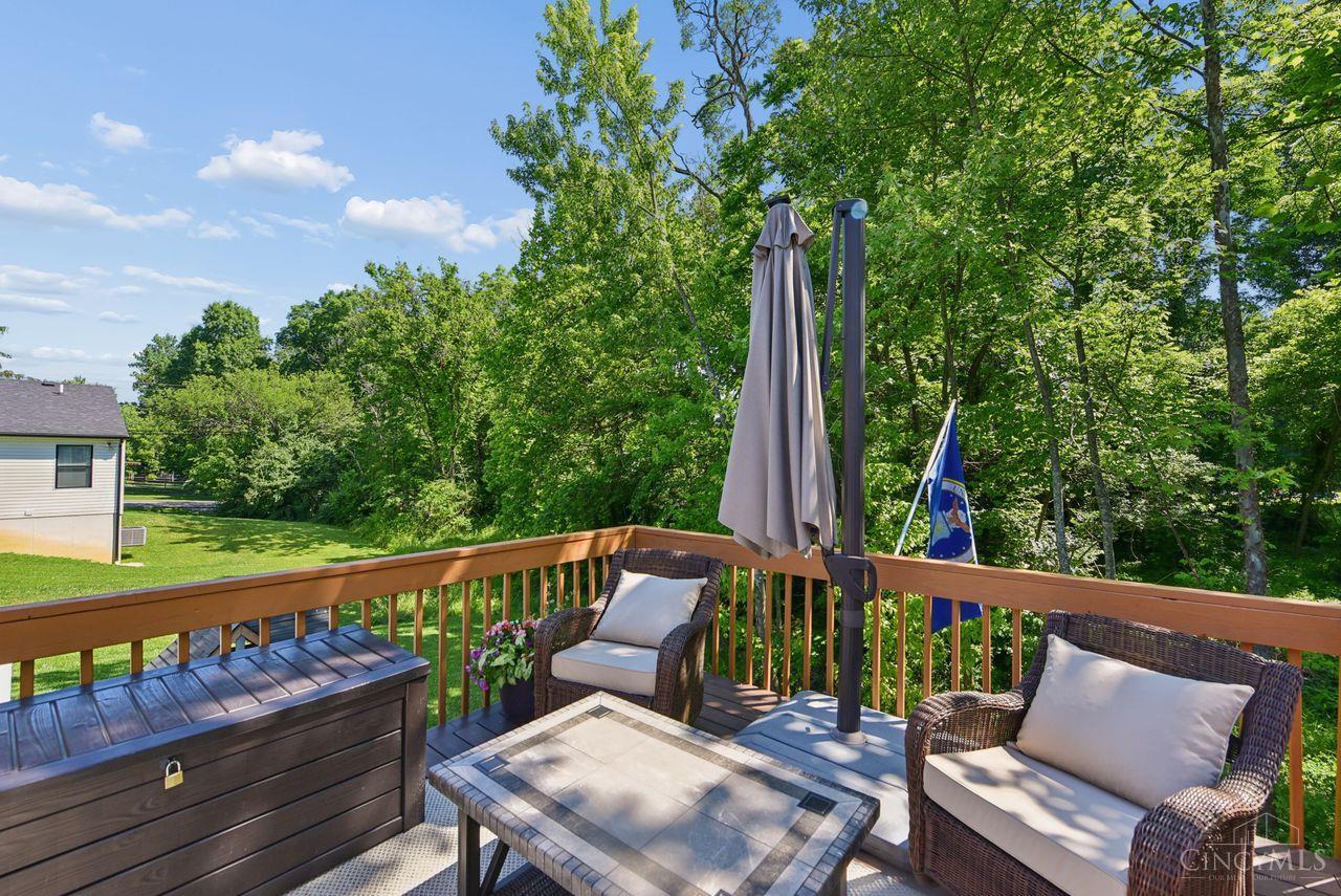 1249 Traction Road