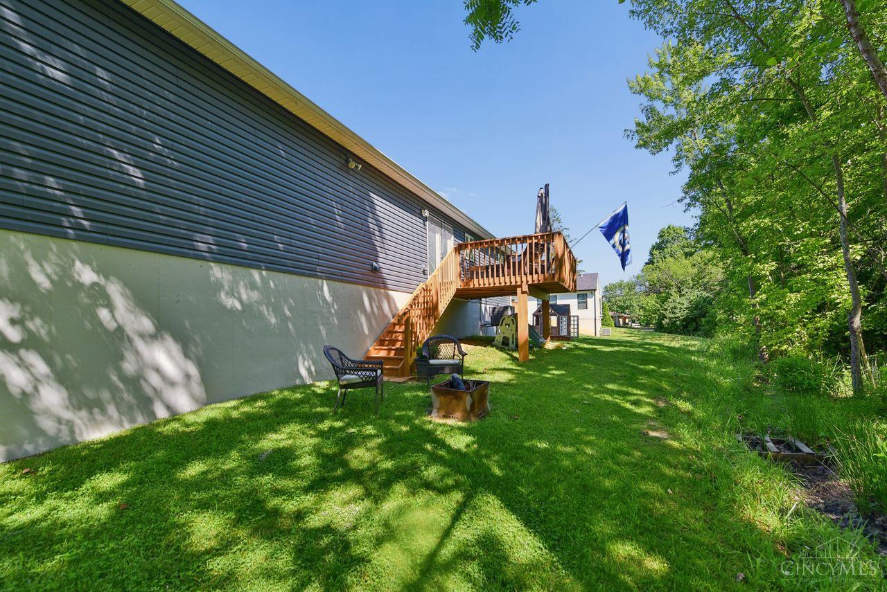 1249 Traction Road