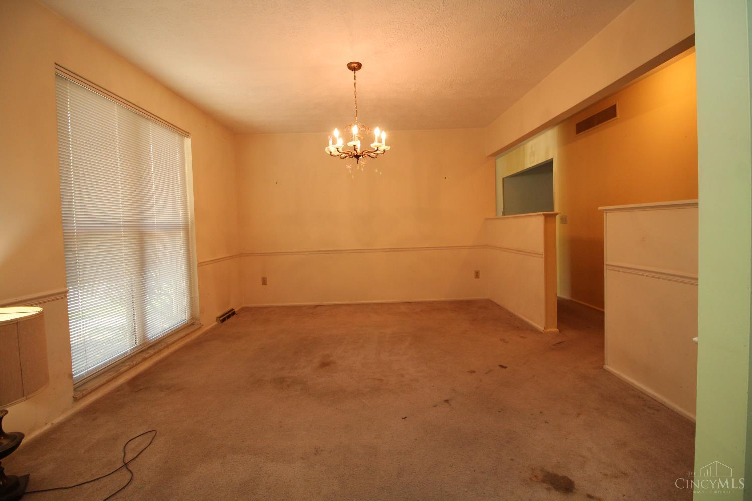 1371 Taft Place