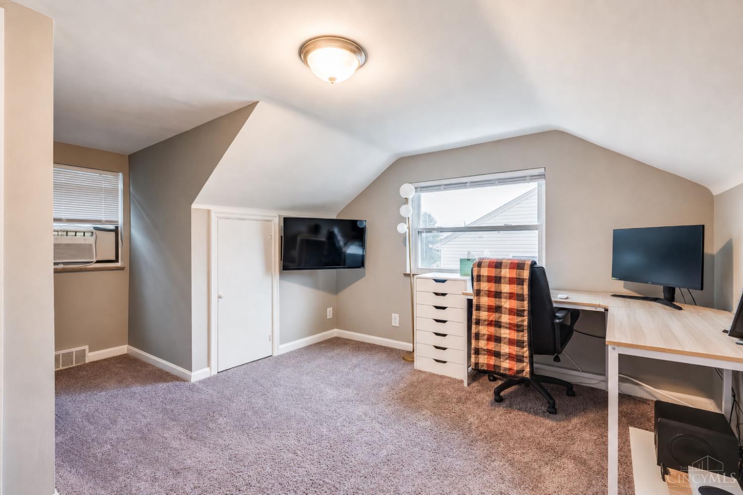 271 Ihle Drive