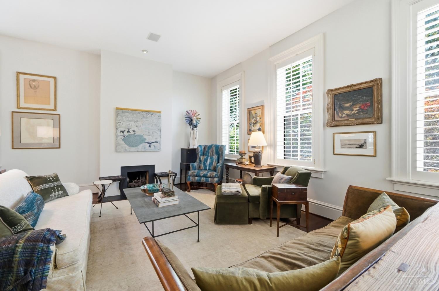 548 Liberty Hill