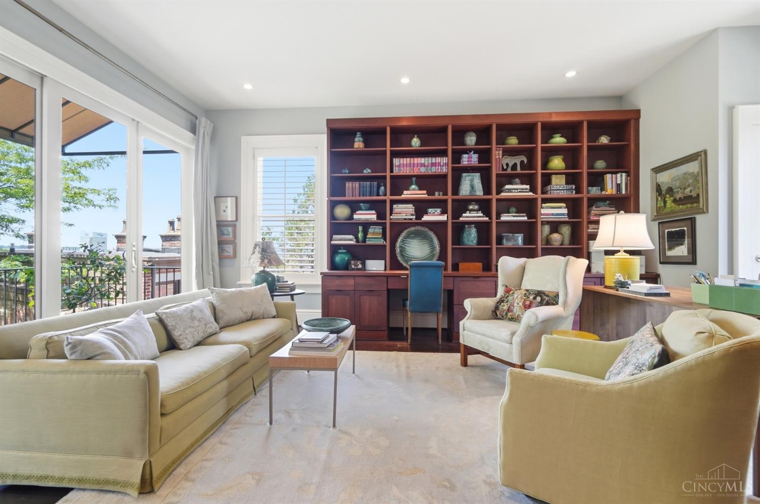 548 Liberty Hill